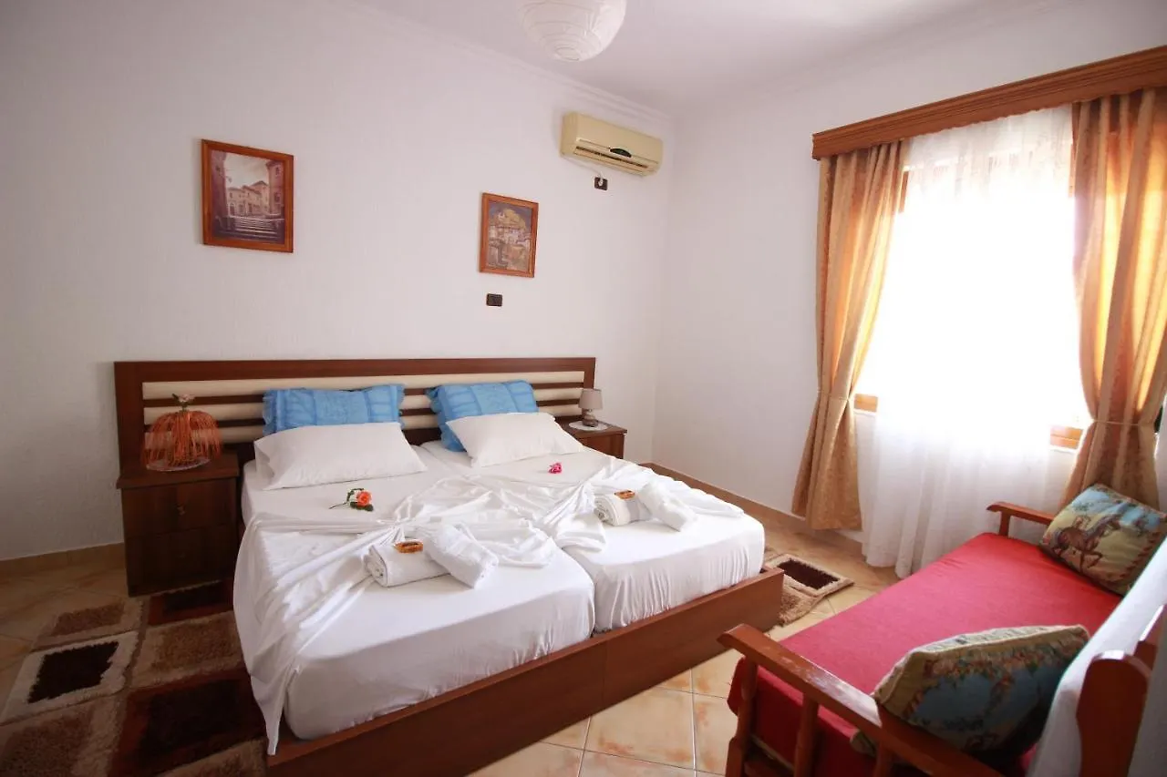 Guest house Grandma'S Home Gjirokaster