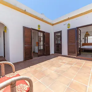 https://j-casa-do-farol-guesthouse-lagos.hotelaalgarve.com
