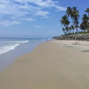 https://the-first-place-yogaresort-odayam.kerala-hotels.net